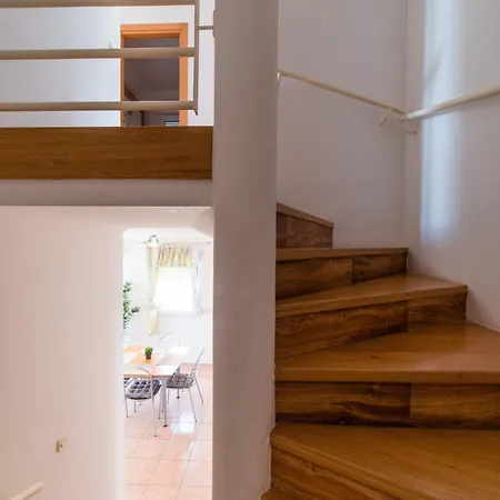M Duplex *
