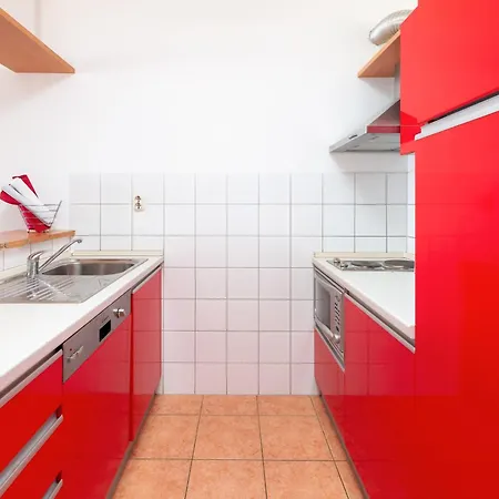 M Duplex Apartment Split